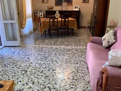 appartamento in vendita a Reggio nell'Emilia