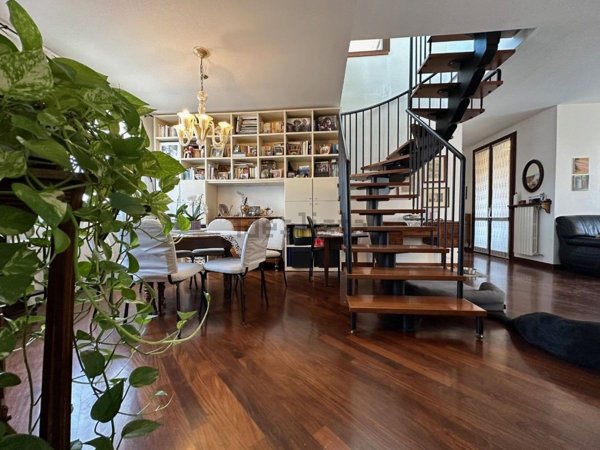 appartamento in vendita a Reggio nell'Emilia in zona Fogliano