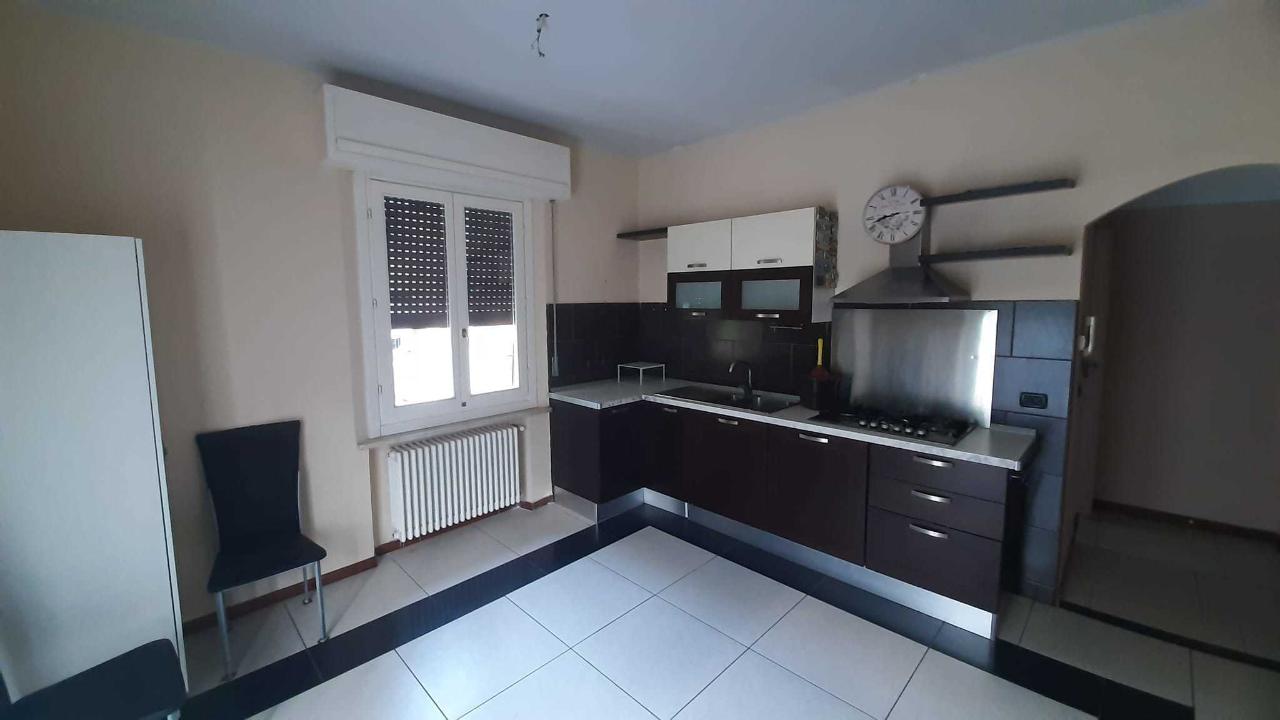 appartamento in vendita a Reggio nell'Emilia in zona Città Storica