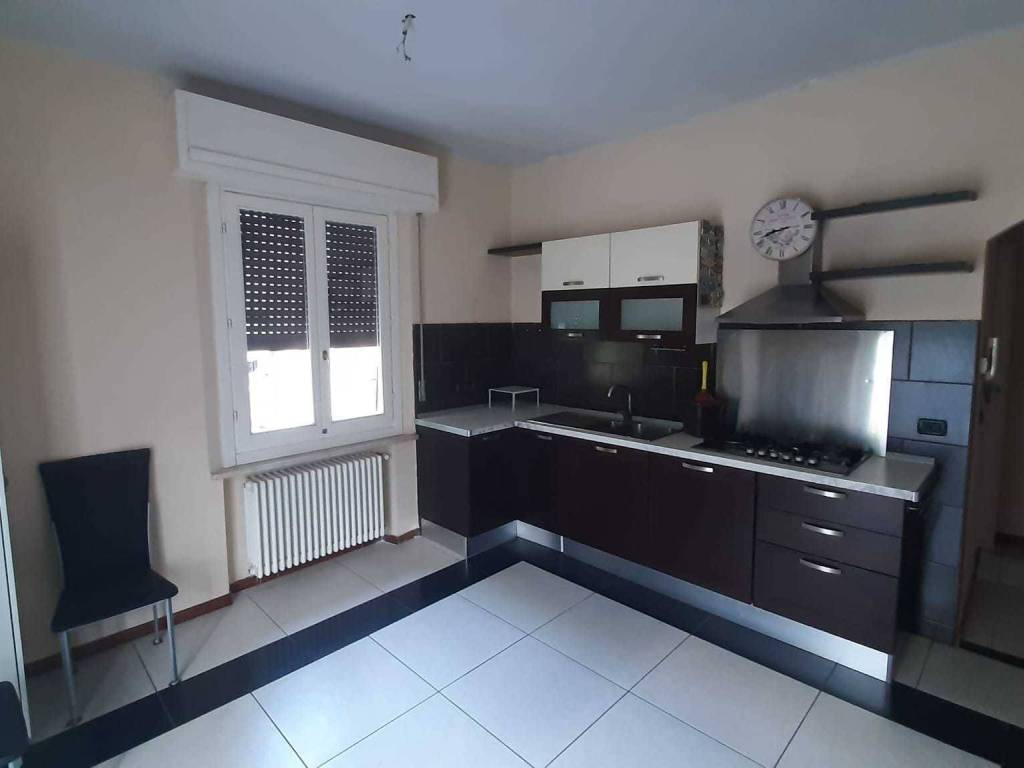 appartamento in vendita a Reggio nell'Emilia in zona Città Storica