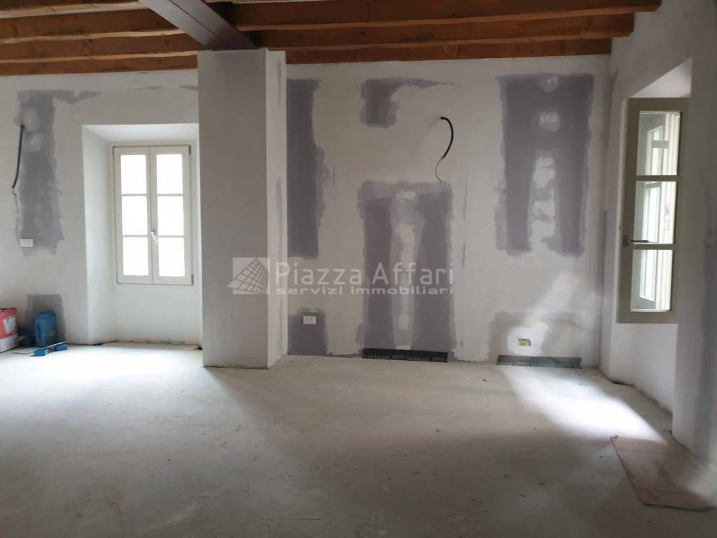 appartamento in vendita a Reggio nell'Emilia in zona Città Storica