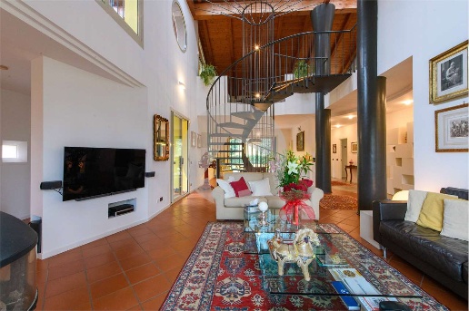 casa indipendente in vendita a Reggio nell'Emilia in zona Baragalla
