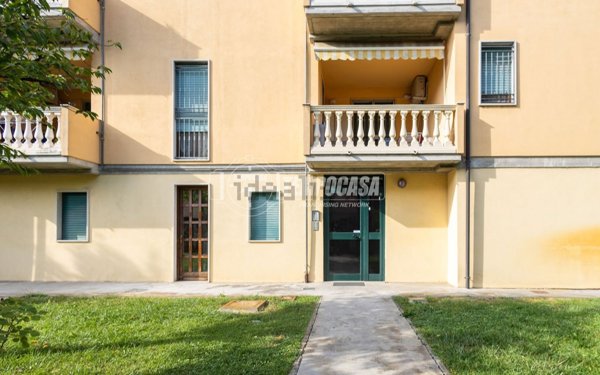 appartamento in vendita a Reggio nell'Emilia in zona Città Storica