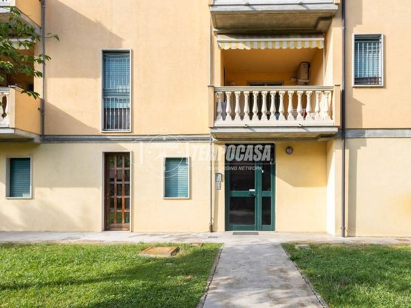 appartamento in vendita a Reggio nell'Emilia in zona Città Storica