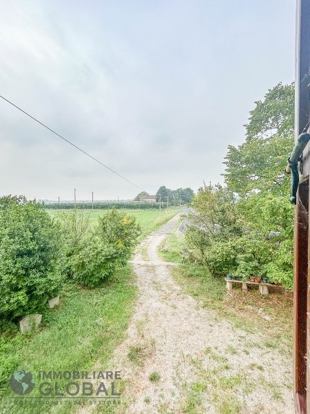 casa indipendente in vendita a Reggio nell'Emilia in zona Mancasale