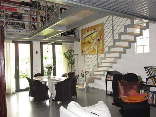 casa indipendente in vendita a Reggio nell'Emilia