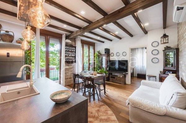 appartamento in vendita a Reggio nell'Emilia in zona Baragalla