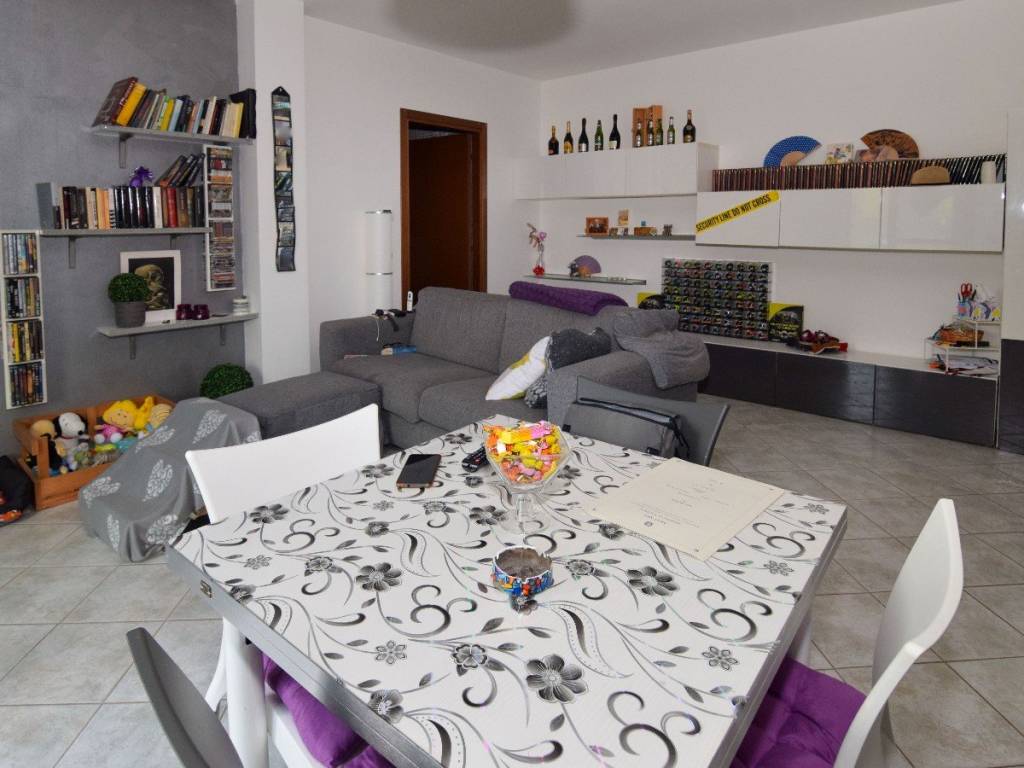 appartamento in vendita a Reggio nell'Emilia in zona Gavassa