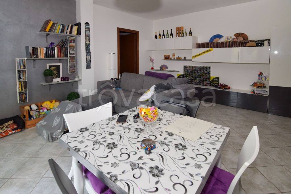 appartamento in vendita a Reggio nell'Emilia in zona Gavassa