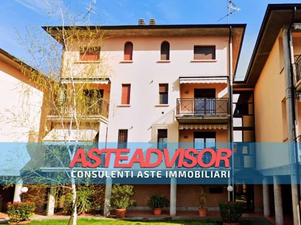 appartamento in vendita a Reggio nell'Emilia in zona Santa Croce