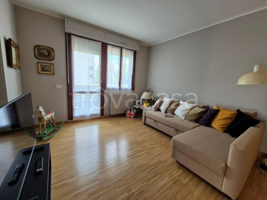 appartamento in vendita a Reggio nell'Emilia in zona Pieve Modolena