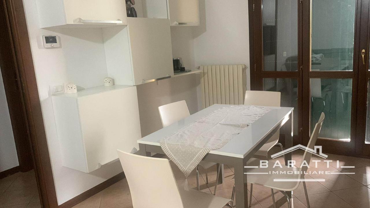 appartamento in vendita a Reggio nell'Emilia in zona Cavazzoli