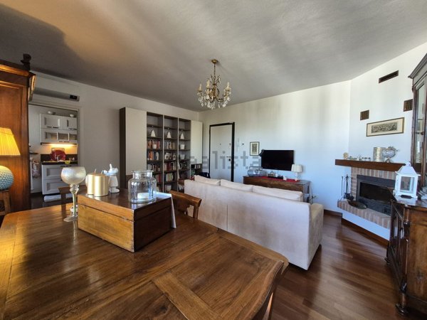 appartamento in vendita a Reggio nell'Emilia in zona Sesso