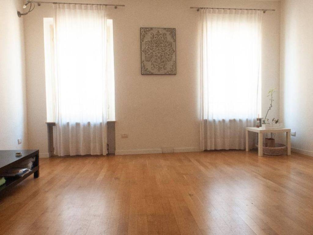 appartamento in vendita a Reggio nell'Emilia in zona Città Storica