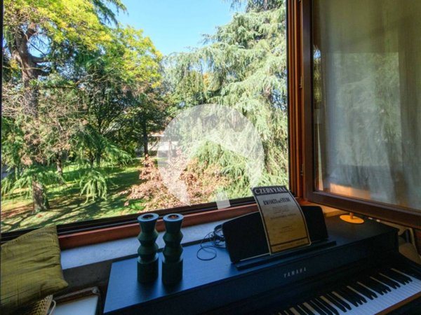 appartamento in vendita a Reggio nell'Emilia in zona Città Storica