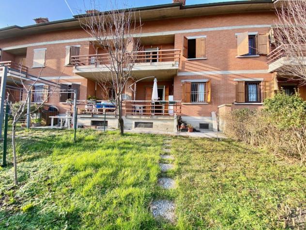 casa indipendente in vendita a Reggio nell'Emilia in zona Fogliano