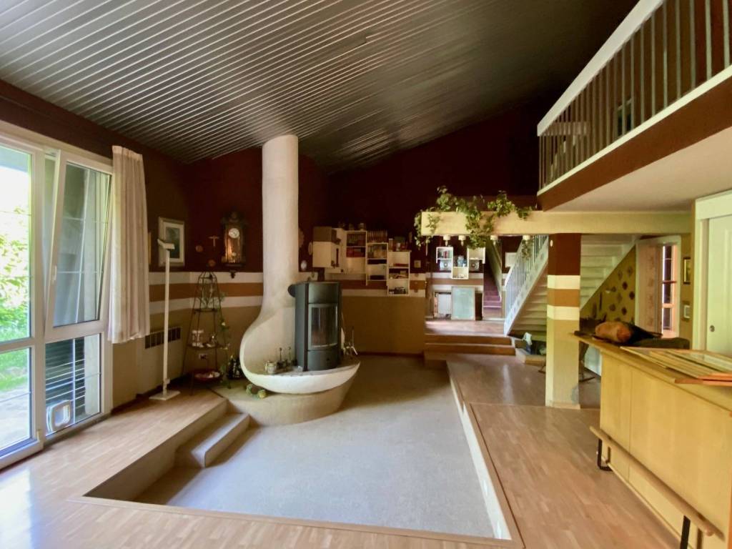 casa indipendente in vendita a Reggio nell'Emilia in zona Città Storica