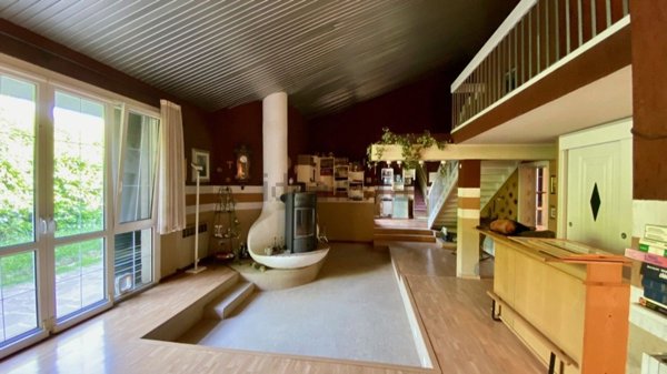 casa indipendente in vendita a Reggio nell'Emilia in zona Città Storica