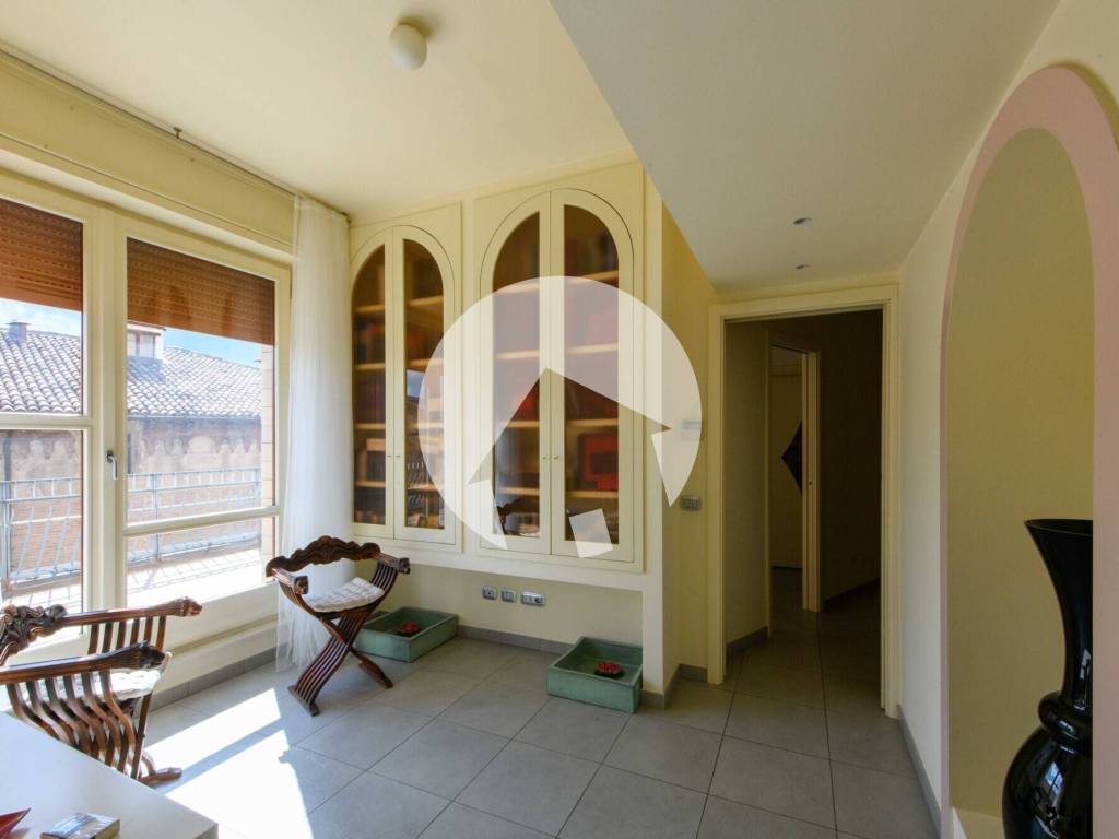 appartamento in vendita a Reggio nell'Emilia in zona Città Storica