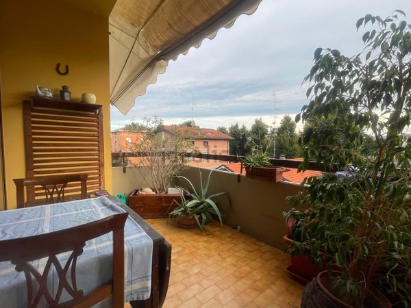 appartamento in vendita a Reggio nell'Emilia in zona Buco del Signore