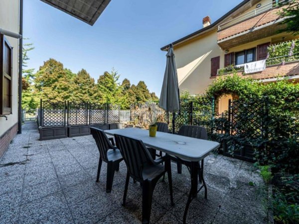 appartamento in vendita a Reggio nell'Emilia in zona Cadè / Gaida