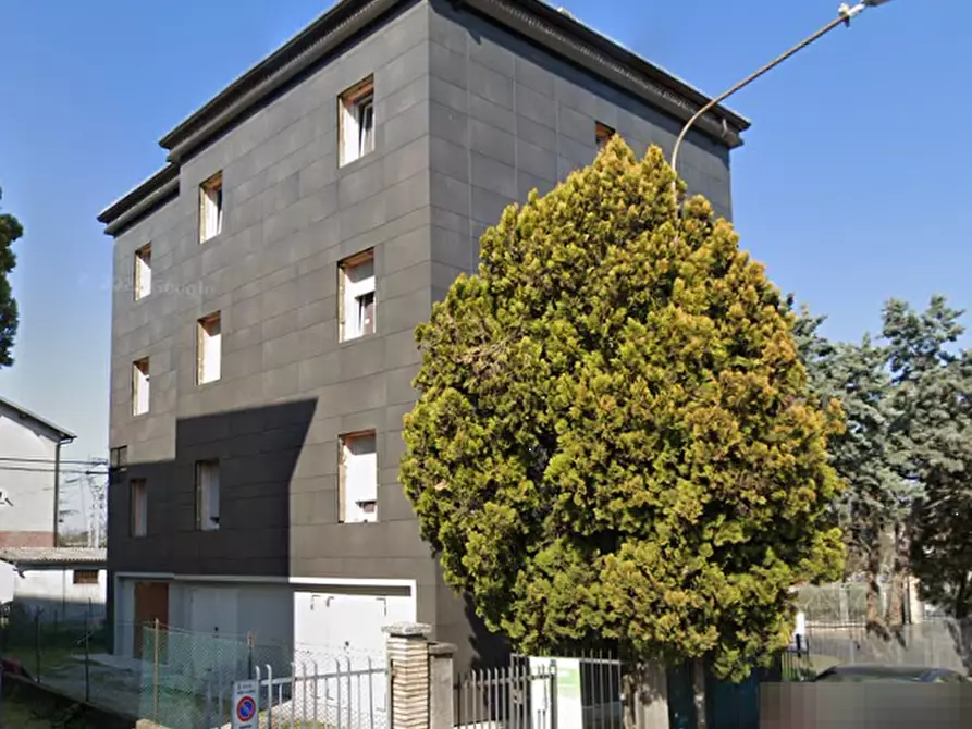 appartamento in vendita a Reggio nell'Emilia in zona Tribunale