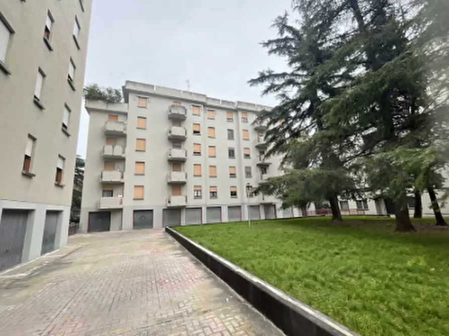 appartamento in vendita a Reggio nell'Emilia in zona Tribunale