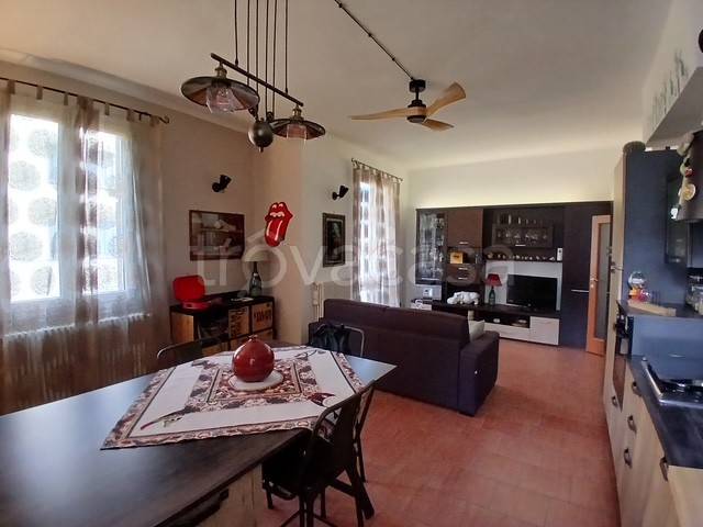 appartamento in vendita a Reggio nell'Emilia in zona Città Storica