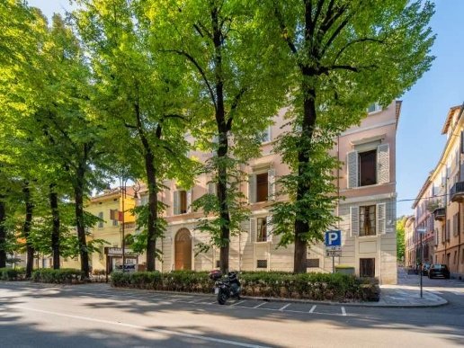 appartamento in vendita a Reggio nell'Emilia in zona Città Storica