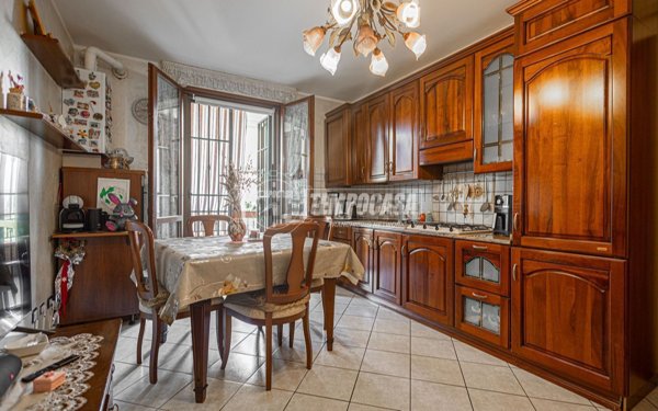 appartamento in vendita a Reggio nell'Emilia in zona Codemondo