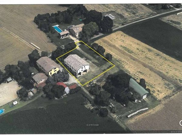 casa indipendente in vendita a Reggio nell'Emilia in zona Coviolo