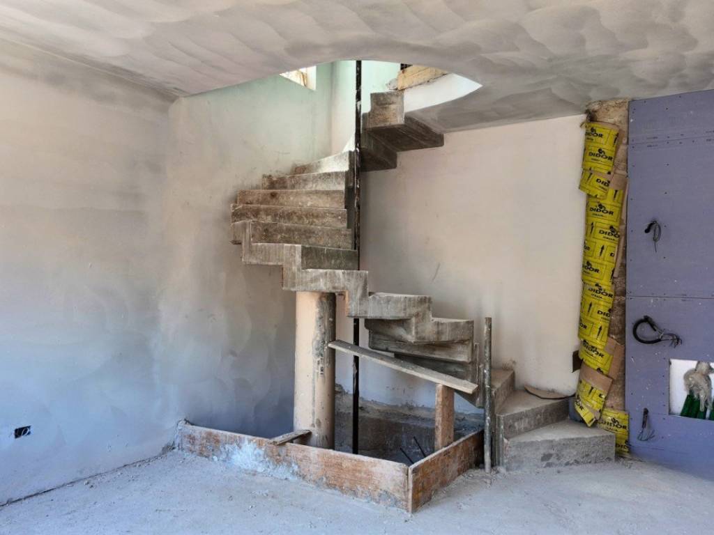 casa indipendente in vendita a Reggio nell'Emilia in zona Baragalla