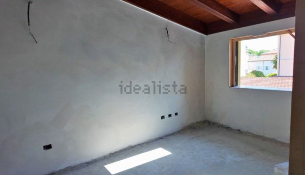 casa indipendente in vendita a Reggio nell'Emilia in zona Baragalla