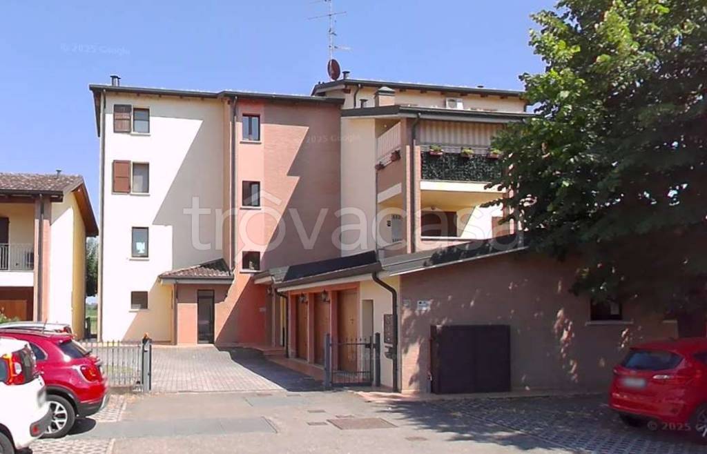appartamento in vendita a Reggio nell'Emilia in zona Sesso