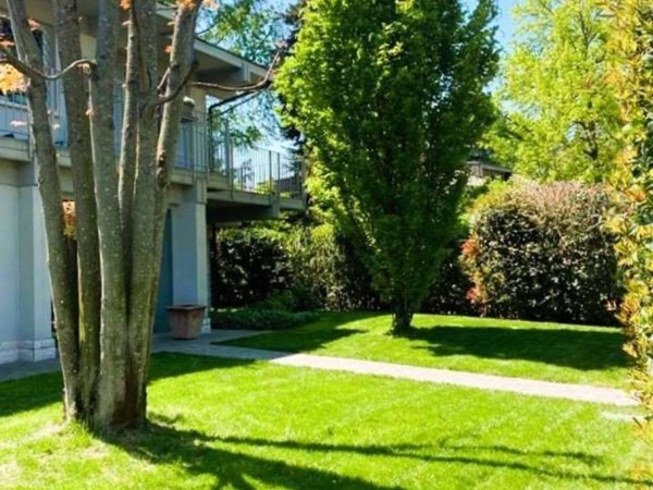 casa indipendente in vendita a Reggio nell'Emilia