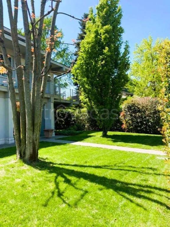 casa indipendente in vendita a Reggio nell'Emilia