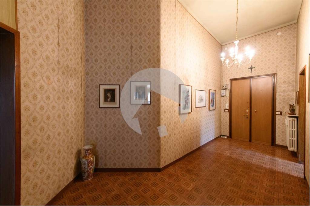 appartamento in vendita a Reggio nell'Emilia in zona Città Storica