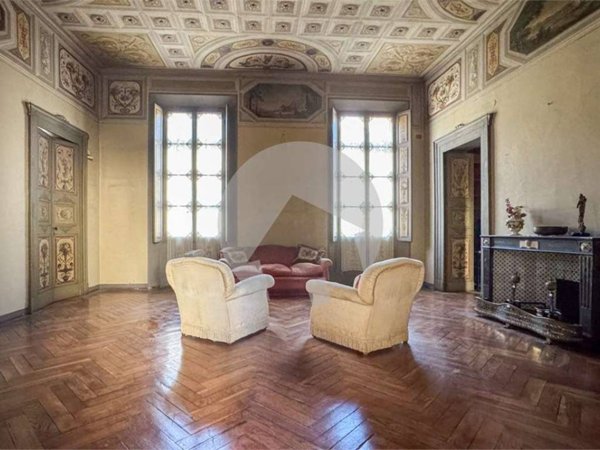 appartamento in vendita a Reggio nell'Emilia in zona Città Storica