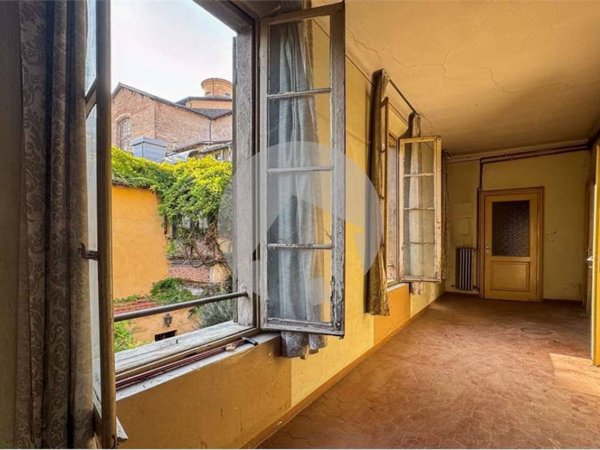 appartamento in vendita a Reggio nell'Emilia in zona Città Storica