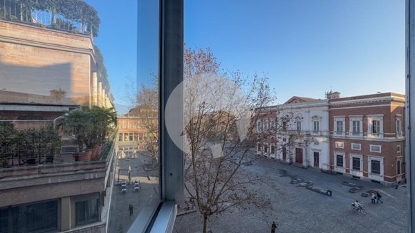 appartamento in vendita a Reggio nell'Emilia in zona Città Storica