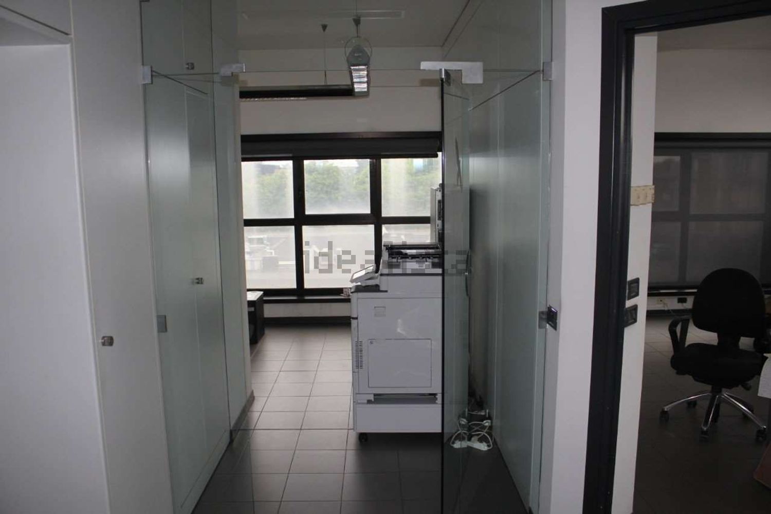 ufficio in vendita a Reggio nell'Emilia in zona Tribunale