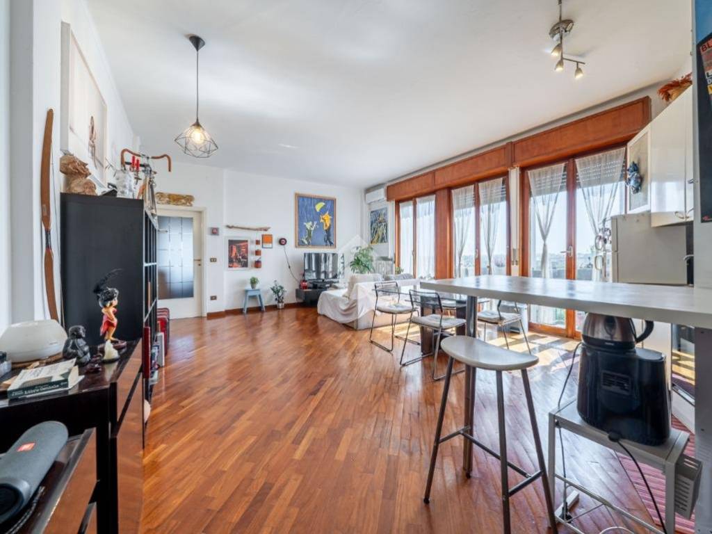 appartamento in vendita a Reggio nell'Emilia in zona Regina Pacis