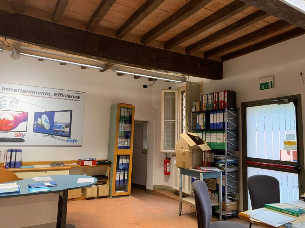 ufficio in vendita a Reggio nell'Emilia