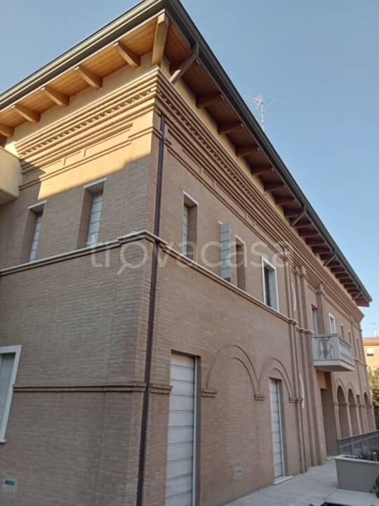 appartamento in vendita a Reggio nell'Emilia in zona Città Storica