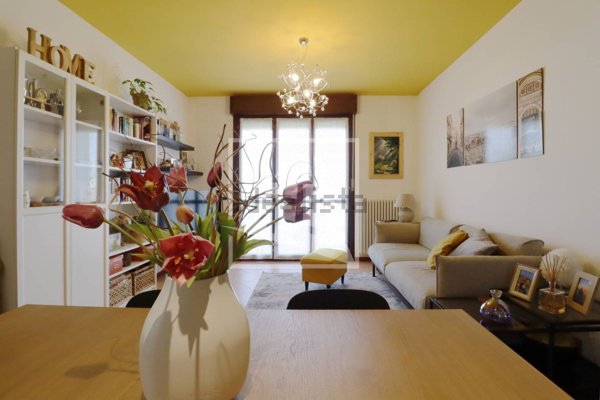 appartamento in vendita a Reggio nell'Emilia in zona San Bartolomeo