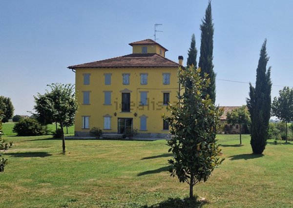 casa indipendente in vendita a Reggio nell'Emilia in zona Sesso