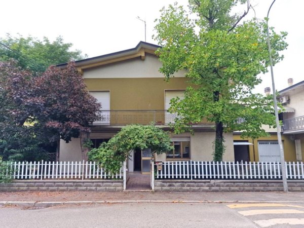 appartamento in vendita a Reggio nell'Emilia in zona Cella