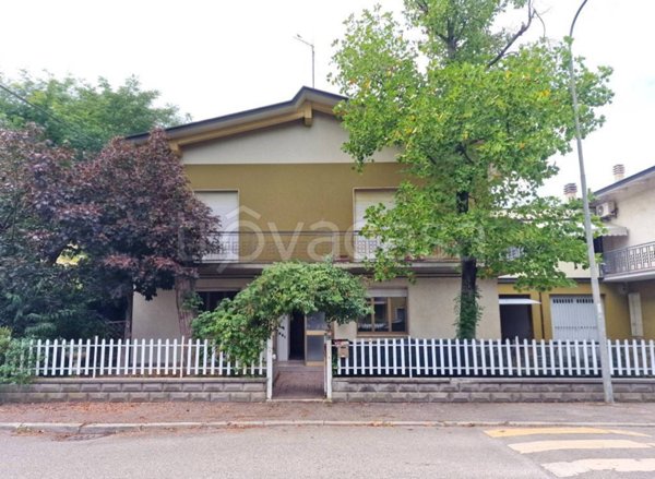 appartamento in vendita a Reggio nell'Emilia in zona Cadè / Gaida