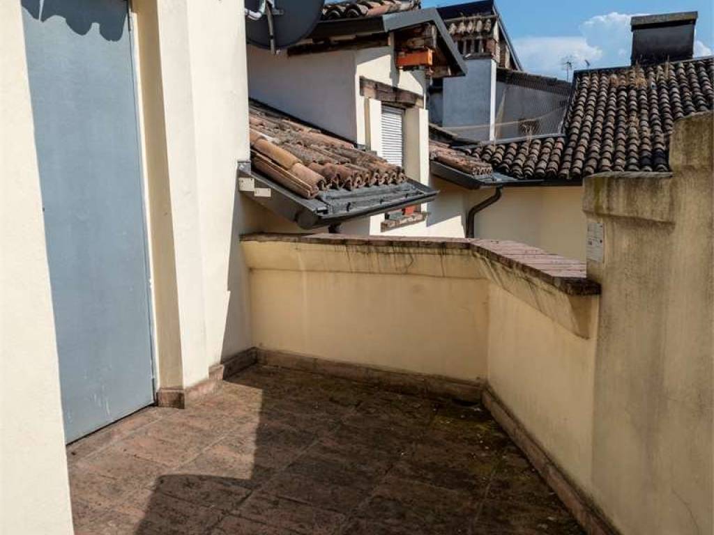 appartamento in vendita a Reggio nell'Emilia in zona Città Storica