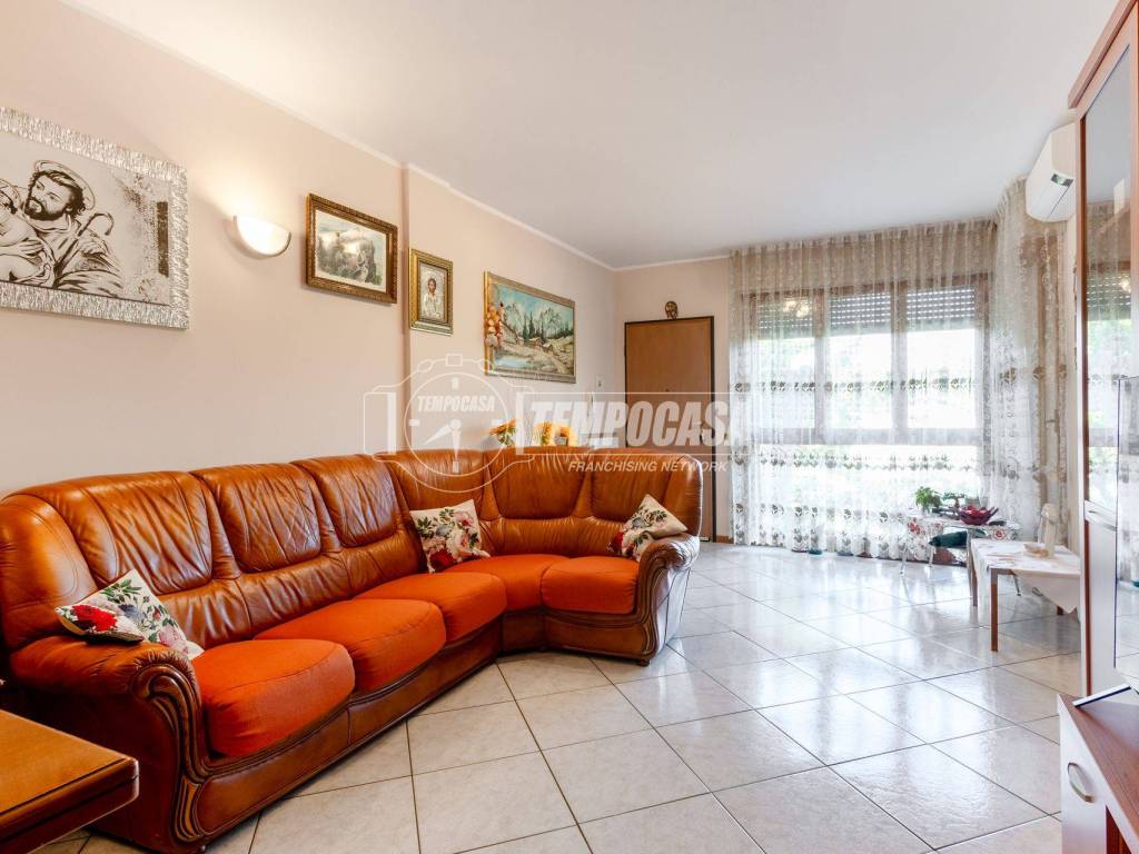 appartamento in vendita a Reggio nell'Emilia in zona Città Storica